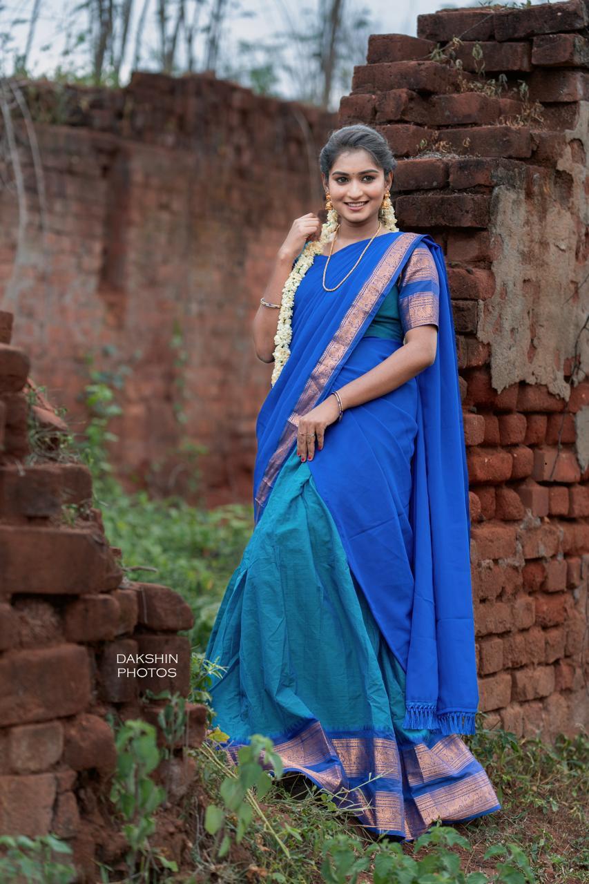 Half Sarees Dhavani Set 